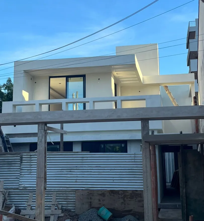 Casa en dos plantas